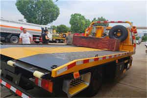 九寨沟附近拖车电话号码服务