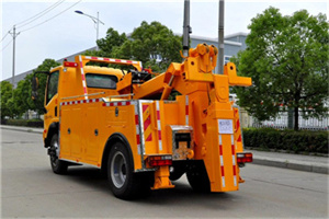 九寨沟高速路拖车费